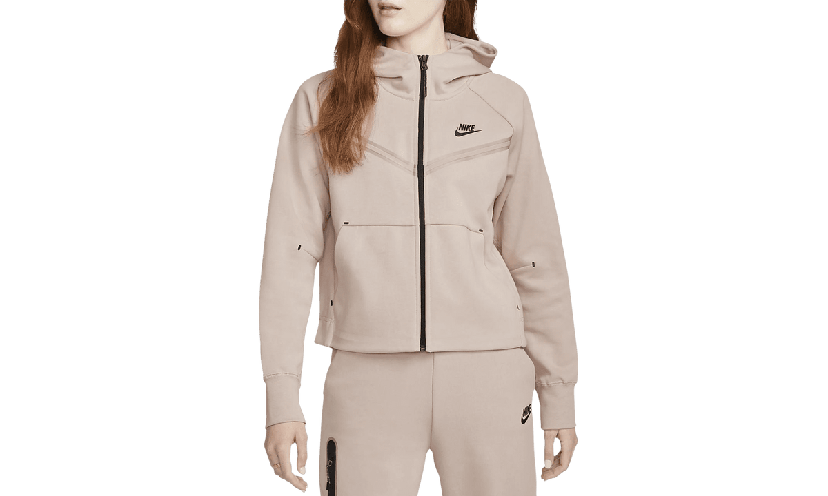 NIKE WOMENS Crop Top Hoodie CW4296 602 CW4296 602 from Stadium Goods