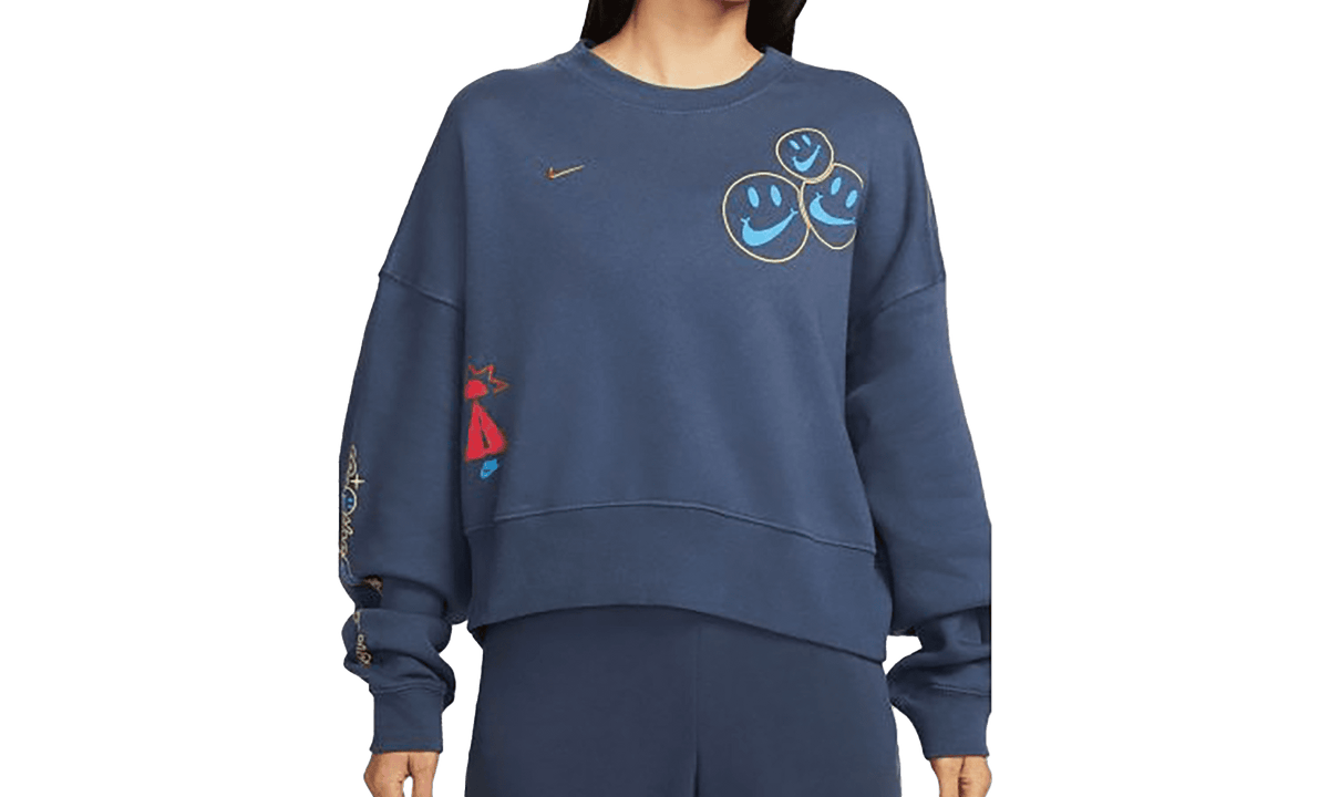 NIKE WOMENS Sportswear Smiley Fleece Sweatshirt "Blue" DQ3543 437 DQ3543 437 from Stadium Goods